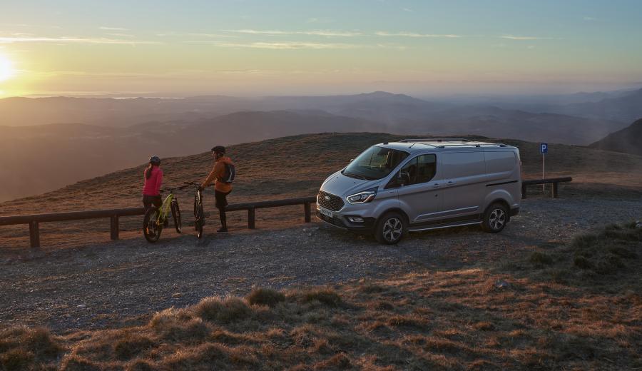  Ford Transit Custom Active 2020 года  (EU) (фото 2 из 8)